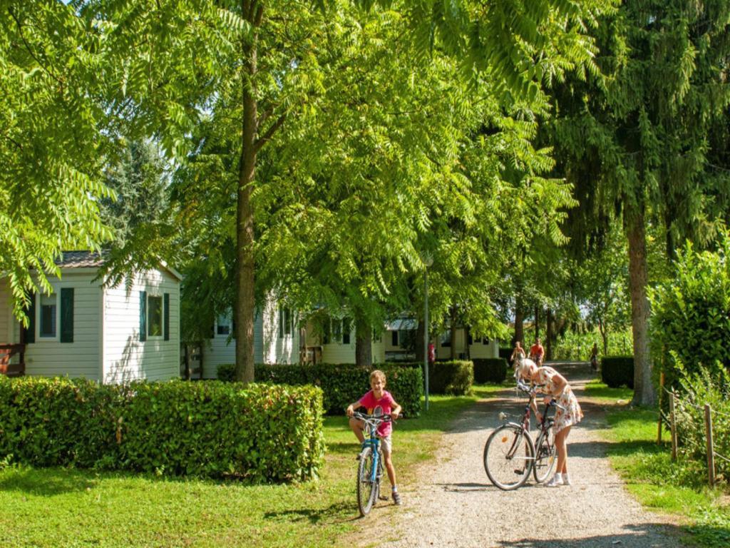 Smart Home Roma mit Terrasse, Europapark, Rulantica 15min Boofzheim Exterior foto